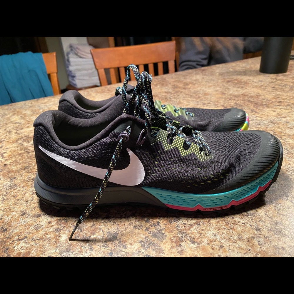 Nike Tennis Shoe